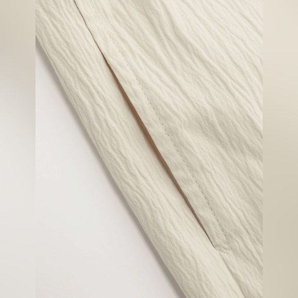 Cider V Neck Collar Pleated Wide Leg Jumpsuit Curve & Plus - Picture 3 of 4